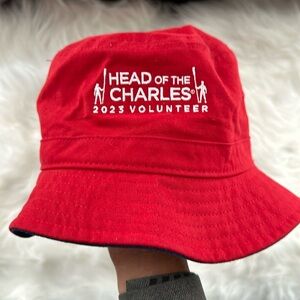 Vineyard Vines Head of the Charles souvenir bucket hat S/M